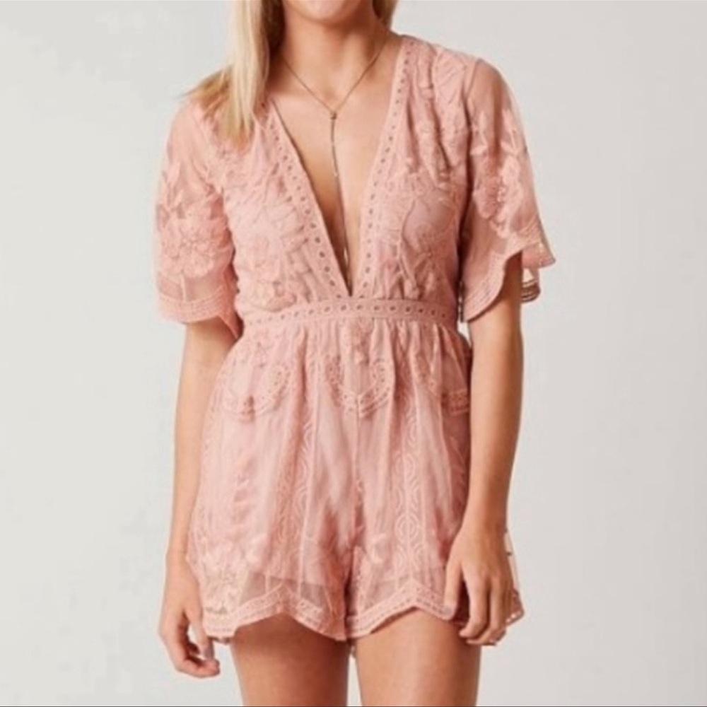 Honey Punch As You Wish Lace Romper - Picture 3 of 4